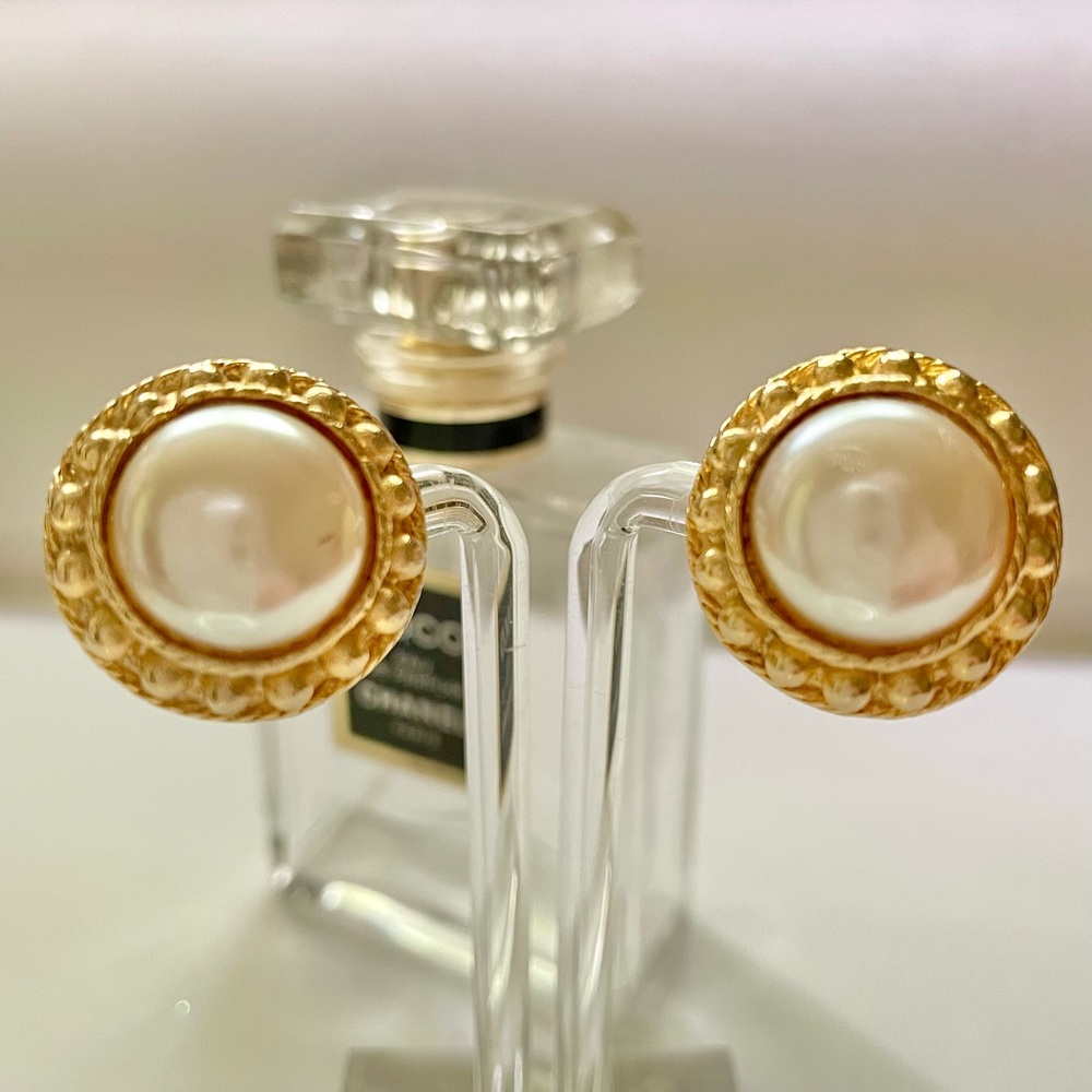 Vintage Pearl & Gold Clip Earrings By Kenneth Jay Lane
